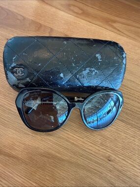 CHANEL Black Oversized Butterfly Sunglasses with Brown Lenses